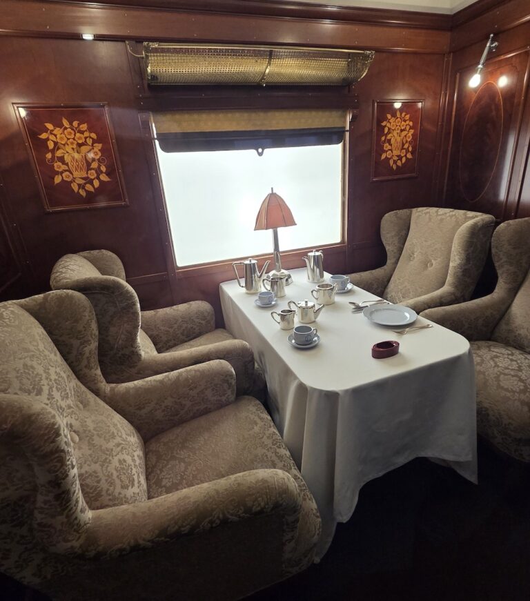 MAD-Art-déco Orient express